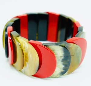 Brazalete Ecológico con Diseño de Animales, Hecho con Cuerno de Búfalo Pulido, para Mujer - Product Image 6