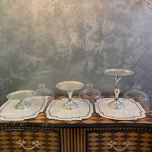 Venta caliente con precio razonable Soporte hecho a mano Pastel Utensilios de cocina Metal Fabricación india con alta calidad - Product Image 6