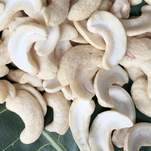 เม็ดมะม่วงหิมพานต์เวียดนามเม็ดมะม่วงหิมพานต์จากโรงงานเม็ดมะม่วงหิมพานต์ Ww320เกรดพร้อมบรรจุภัณฑ์แบบกำหนดเอง - Product Image 1