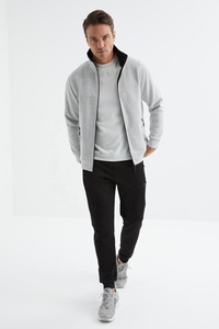 2025 Mới Nhất Biểu Tượng Tùy Chỉnh Người Đàn Ông Tracksuit Phong Cách Hiện Đại Dài Tay Áo Phòng Tập Thể Dục Trang Phục Nhanh Khô Theo Dõi Phù Hợp Với Cho Nam Giới Thể Thao Đào Tạo Mặc - Product Image 3