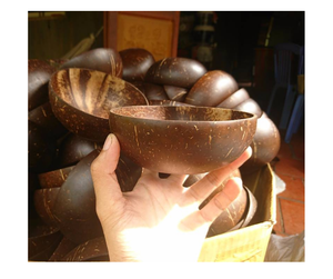 Handcrafted <b>Coconut</b> <b>Shell</b> Bowl from Vietnam - Eco-Friendly <b>Coconut</b> <b>Shell</b> Bowl for Sustainable Dining and Unique Home Decor - Product Image 4