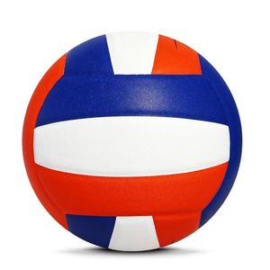 ลูกวอลเลย์บอลไมโครไฟเบอร์ขนาด 5 ปรับแต่งได้ ทนทาน เป็นมิตรกับสิ่งแวดล้อม ปิดผนึกด้วยหนัง เหมาะสำหรับการฝึกซ้อมและการแข่งขันในร่ม/กลางแจ้ง - Product Image 1