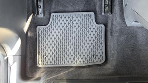 2019 Jaguar I-Pace EV400 รุ่น First Edition 394 แรงม้า มอเตอร์คู่ ขับเคลื่อนสี่ล้อ ล้อแม็ก R20 เกียร์อัตโนมัติ เบาะหนัง หลังคาซันรูฟแบบพาโนรามา - Product Image 6