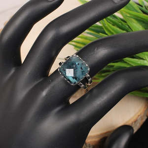 แหวนเงินแท้มอสไคยาไนต์925อัญมณีโรเดียมชุบโรเดียมรูปทรงเรขาคณิต - Product Image 5