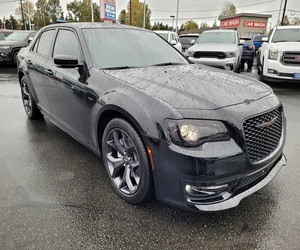 Gran Oferta, Negocio Excelente: Chrysler 300S V8 RWD 2023, Listo para Enviar - Product Image 1