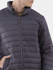Chaqueta acolchada cálida de invierno con logotipo personalizado para hombre, chaqueta acolchada de lona de talla grande de gran tamaño, ropa gruesa de burbujas, abrigo de invierno personalizable - Product Image 2