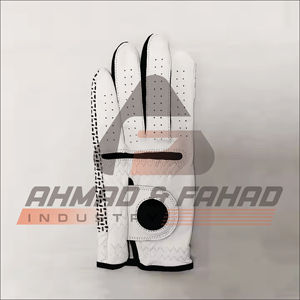 Gants de golf personnalisés avec logo en cuir véritable pour des performances durables dans le sport Protection UV - Product Image 1