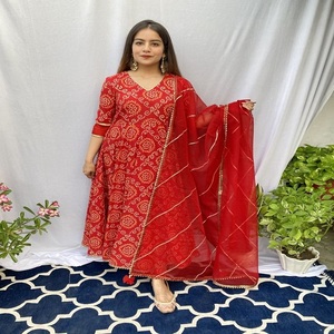 Costume de styliste pour femme, tenue indienne de style traditionnel - Product Image 2