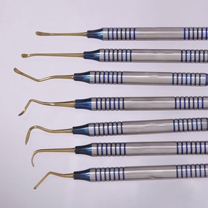 ชุดเครื่องมืออุดฟันคอมโพสิต 7 ชิ้น พร้อมจุดเชื่อมต่อ  ไม้พายอุดเรซิ่น สีฟ้า ไทเทเนียมเคลือบสแตนเลส  แบบใช้มือ - Product Image 1