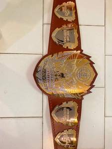 Cinturón de campeonato resistente personalizable Accesorio de réplica duradero para juegos y deportes - Product Image 4