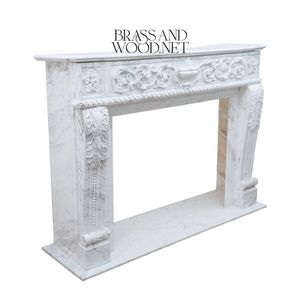 Chimenea de Mármol Blanco Tallada a Mano de Estilo Francés Real de Lujo con Detalles Ornamentales de Latón - Product Image 3