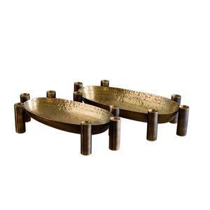 Plateaux de service décoratifs faits à la main en laiton raffiné et aluminium, finis pour l'hôtellerie, la maison et la décoration de table - Product Image 5