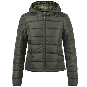 Best Quality Solid Black Color <b>Women</b> Puffer <b>Jacket</b> Custom Logo Breathable Fabric Stand <b>Warm</b> Quilted Padded Nylon Wool <b>Winter</b> - Product Image 2