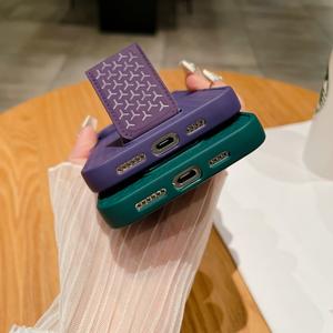 Funda suave de cuerpo completo Premium para <span class=keywords><strong>Iphone</strong></span> 15 14 13 Plus <span class=keywords><strong>Pro</strong></span> Max a prueba de golpes con correa para la muñeca, soporte de mano, funda para bolsas de teléfono - Product Image 4