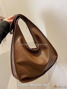 Sac à bandoulière en cuir à breloques convertibles Multi-Wear Sangles détachables Styles en cuir souple Élégance pratique Design polyvalent - Product Image 3