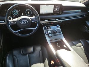 Listo para Enviar: Hyundai Palisade Calligraphy AWD SUV 2025 Seminuevo con Garantía de 3 Años (DIY) - Product Image 5