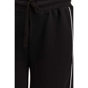 Pantalones Relax Fit WM-TRC-SS25-001 con Decoración de Rayas Laterales - Product Image 1