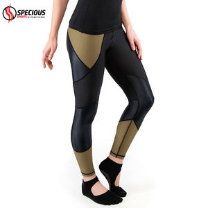 Vêtements de sport actifs pour femmes, design par sublimation, leggings de sport solides, leggings de yoga taille haute pour femmes, fabrication sur mesure, extensible dans les quatre sens - Product Image 4