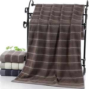 Serviettes en coton doux de luxe 500 650 GSM | Serviettes d'hôtel en vrac | Broderie personnalisée disponible - Product Image 3