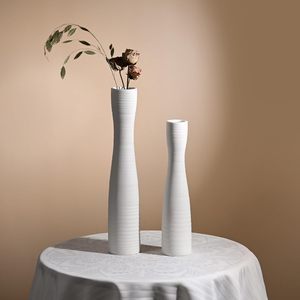 Vase en métal nickelé décor en métal intemporel Vase à fleurs personnalisable Vase élégant personnalisé pour la maison et le bureau - Product Image 5