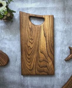 Nouvelle arrivée Planche à découper en bois durable fabriquée avec du bois de qualité supérieure pour une utilisation durable et un accessoire de cuisine élégant - Product Image 4
