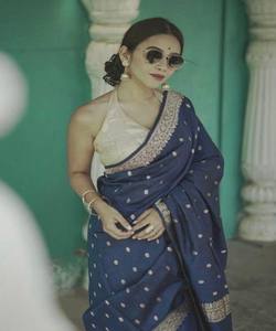 DALLE DE LIN DOUX À LA MODE JACQUARD TRAVAIL SAREE AVEC BLOUSE INCOSUE VÊTEMENT DE SOIRÉE PRIX DE GROS VÊTEMENT ETHNIQUE BLEU - Product Image 5