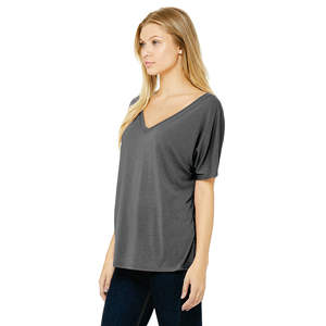 65% Poly 35% Viscose 32 simple 3.7 oz gris femmes T-Shirt ample col en v avec fond incurvé subtil coton - Product Image 2