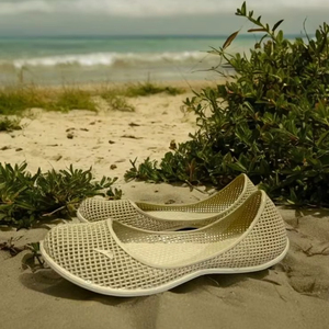 Chaussures aquatiques d'été écologiques à séchage rapide pour femmes doublées de PVC maison à bout fermé pour la plage natation kayak poids léger - Product Image 5