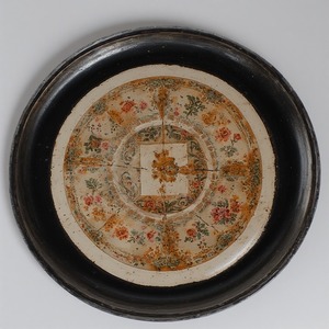 Bandeja Lunar Mist de Hierro Gris Plateado con Brillo Fino, Inspirada en las Noches Iluminadas por la Luna, Diseño Moderno y Ligero de Arte Antiguo, Superficies Tranquilas - Product Image 3