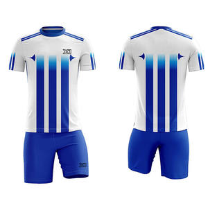 Uniformes de football personnalisables dans le dernier design Meilleur choix pour adultes Caractéristiques La dernière technique d'impression comprend des couleurs personnalisées du logo - Product Image 1