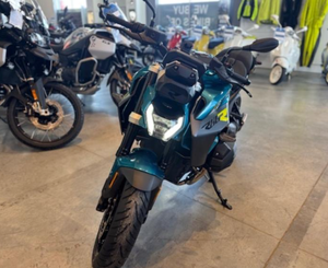 Motocicleta/Scooter R1300R 2026 Económica en Subasta, 1,300cc, 145hp, 7,750rpm, +120mph, Lista para Envío Inmediato - Product Image 1