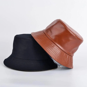 Venta al por mayor de sombreros de cubo de algodón de color personalizado con cuero PU para deportes al aire libre y ciclismo de alta calidad unisex todas las estaciones - Product Image 2