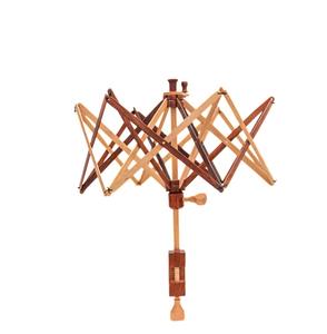 SWIFTS EN BOIS Enrouleur de fil Parapluie fabriqué en parapluie pliant rapide pour enrouler les écheveaux - Product Image 1
