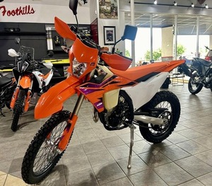 Motocicletas Todoterreno K-T-M 350 EXC-F 2024 de Alta Calidad - Product Image 3