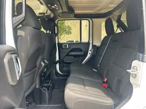 Jeep Wrangler Unlimited Sahara 2020, Bien Cuidado y Limpio - Product Image 5