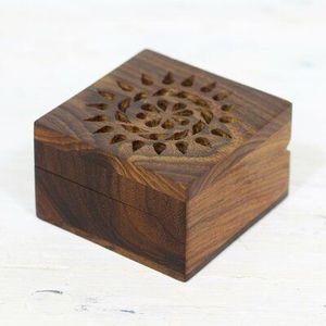 Top Quality Wooden Storage <b>Box</b> Handcrafted Design Natural Wood <b>Box</b> Mango and Acacia Wood <b>Keepsake</b> <b>Box</b> with Multiple Use - Product Image 3