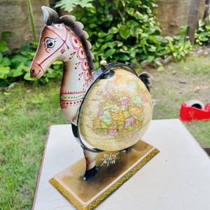 ลูกโลกโลหะโบราณม้าโชว์ผลงานแบบดั้งเดิมทำจากทองแดงสีทองแบบหมุนได้แผนที่โลกสำหรับโต๊ะทำงานในบ้าน - Product Image 3