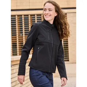 Veste softshell personnalisée pour femmes pour la randonnée, sac étanche pour équipement - Product Image 1