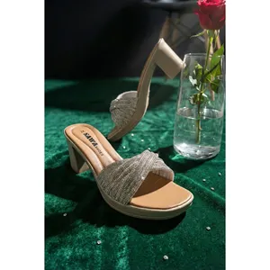 Zapatos de Tacón Alto para Mujer con Tacones Finos de 5 cm, Zapatos de Novia con Punta Puntiaguda y Decoración de Pedrería, Modelo 747 S - Product Image 3