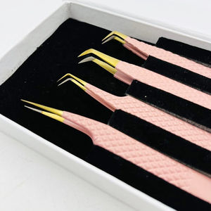 Pinzas para pestañas de acero inoxidable con etiqueta privada, punta de fibra recubierta de polvo de melocotón, Punta chapada en oro, parte inferior de escala suave sostenible - Product Image 3