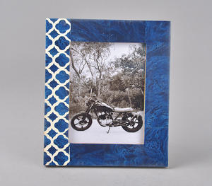 Marco de fotos con incrustaciones de hueso de primera calidad Acabado jaspeado Azul zafiro intenso con detalle geométrico morisco blanco Independiente - Product Image 3