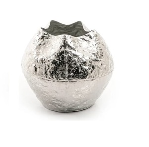 Christmas Day Wedding Party <b>Decorating</b> <b>Vases</b> Antique Finishing Metal <b>Vases</b> For Hotel Tableware <b>Decorating</b> Metal <b>Vase</b> - Product Image 1