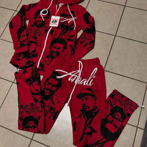 ชุดวอร์มพิมพ์ลาย รุ่นใหม่ ปี 2026 ทรงปกติ ใส่สบาย ระบายอากาศได้ดี เป็นมิตรกับสิ่งแวดล้อม น้ำหนัก 220 กรัม สำหรับผู้ชาย ไซส์ใหญ่ แบบ unisex - Product Image 5