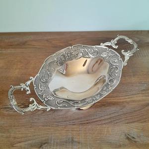 Elegante Tazón para Servir con Acabado Plateado, Vajilla Decorativa de Lujo, Regalo Ideal para Familiares, Amigos y Eventos Especiales - Product Image 6