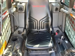 Chargeur compact de boeuf de dérapage 2016 TAKEUCHI TL10V2 Machine bon marché bien entretenue de moteur diesel multifonctionnel de rendement élevé - Product Image 5