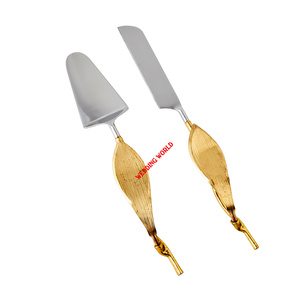 Serveur de gâteau en métal au design personnalisé couteau à gâteau fait à la main de qualité supérieure classique élégant vente en gros nouveau serveur de gâteau - Product Image 3