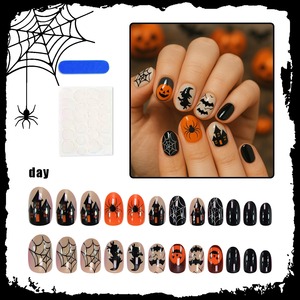 HYC-DY-607 Faux Ongles Réutilisables à Couverture Complète Effet Lumineux Halloween (Araignée, Citrouille, Chauve-souris, Château) 24 Pièces - Product Image 2