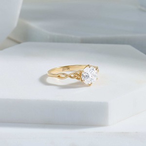 Anillo de Compromiso de Diamante Solitario de 1.5 Quilates Cultivado en Laboratorio, Oro de 14k, Anillo de Boda Elegante, Joyería Fina para Mujer, Apilable y con Estilo - Product Image 2