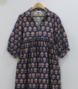 Robe tunique mi-longue pour femmes, faite à la main, à motifs floraux, imprimée au bloc, 100% coton |   Fournisseur d'exportation en gros Inde - Product Image 3
