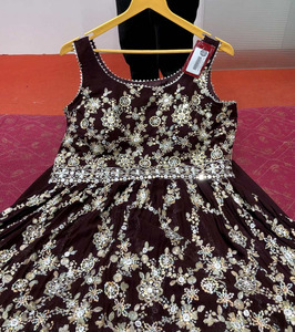 ชุดอินเดียและปากีสถานชุดผ้าชาริปักลายผ้าจอร์กาเต้ผ้าไหมหนาดีไซน์ล่าสุด - Product Image 2